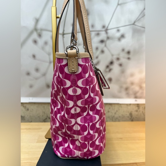 Coach Peyton Park Dream C Tote Pink with Light Beige Trim NºF1393-F26201 - Picture 4 of 14